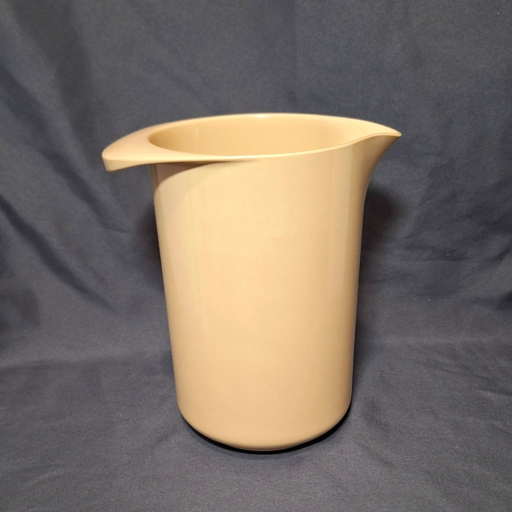 Rosti Denmark Melamine 1970's Vintage Pitcher 1 Litre Milk Chocolate-Cream